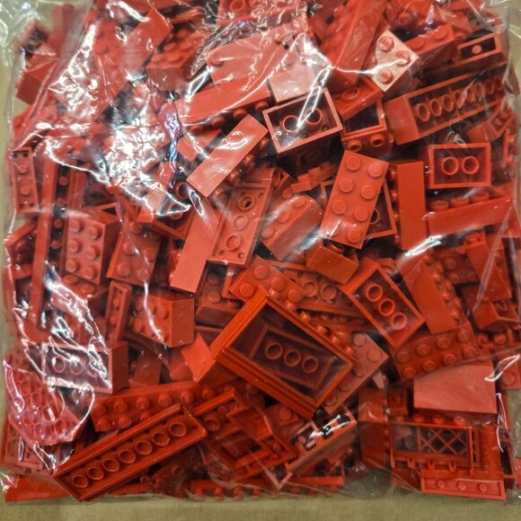 8 pounds Lego lots of vintage 1970's to some modern in locking Case - Picture 4 of 11